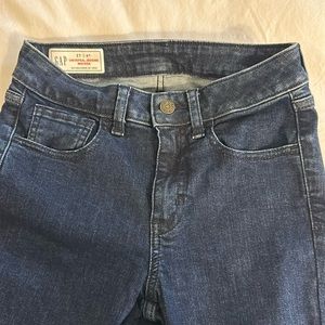 Gap women’s size 4 jeans